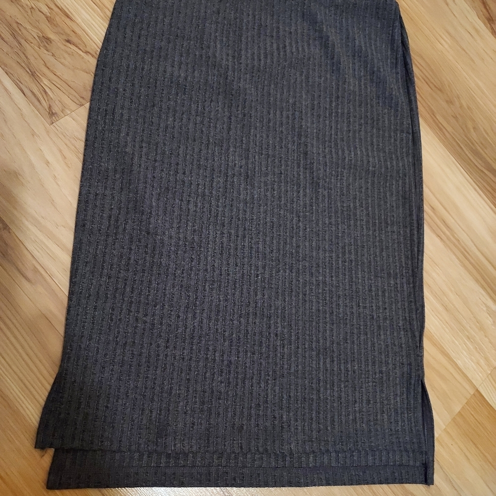 Apt. 9 Pencil Skirt Solid Gray Small Ribbed Knit Elastic Waist Pull On Body Con - Picture 6 of 8